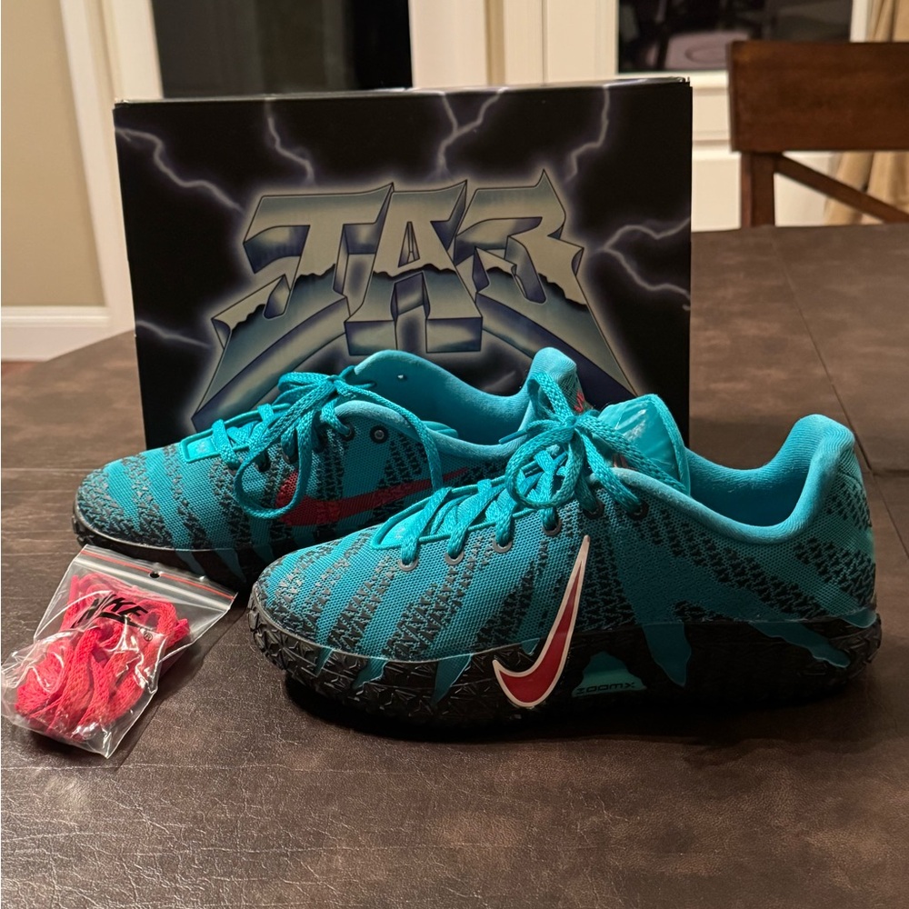 Nike Boys JA 3 Sneakers *NEW* - Picture 4 of 6